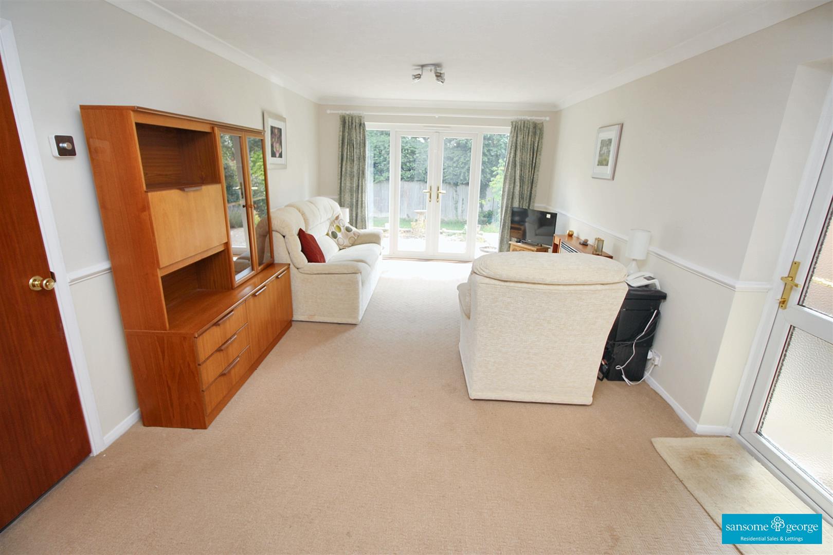 2 bed property in Hawthornes, Tilehurst